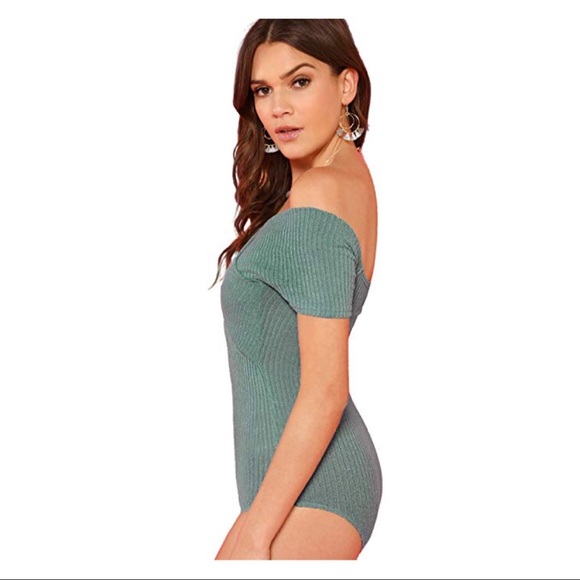 off the shoulder bodysuit - Picture 3 of 4